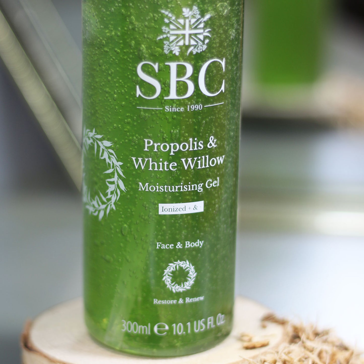 Close up of the Propolis & White Willow Moisturising Gel